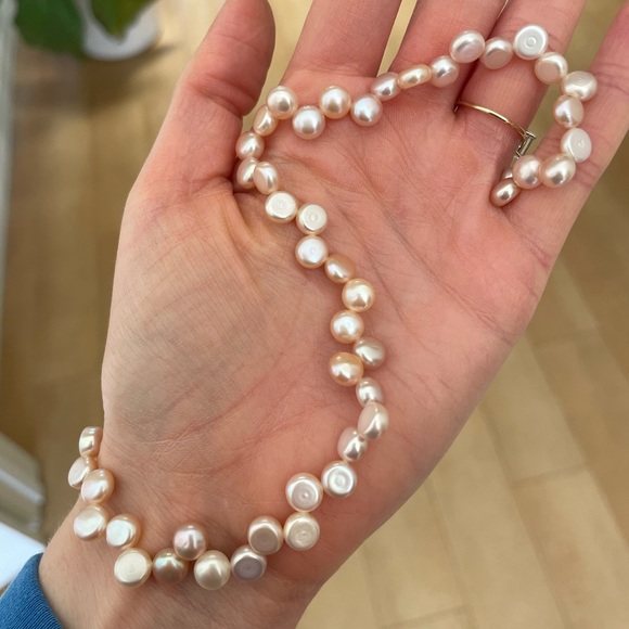 Blush Pearl necklace - Picture 3 of 4